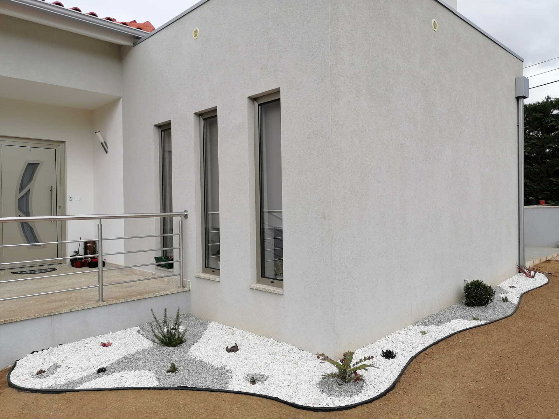 service single images